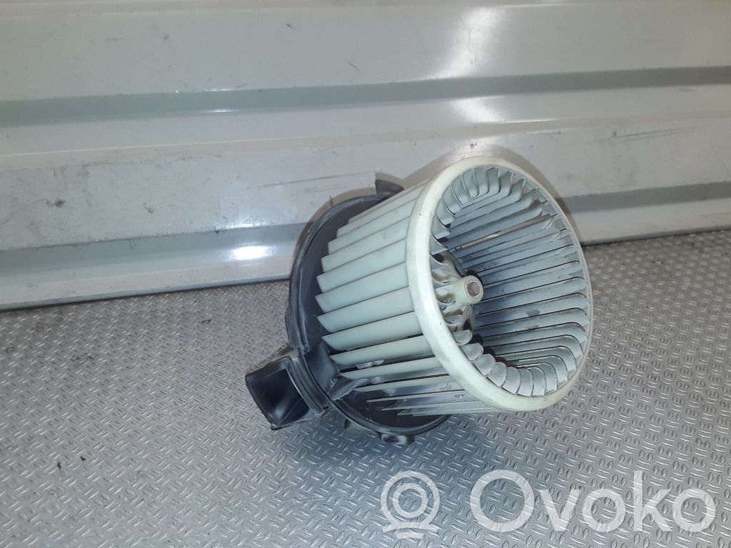 Mazā radiatora ventilators