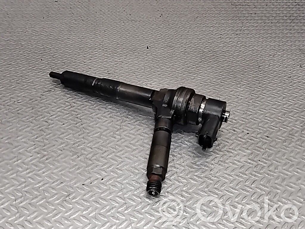 Injektor Einspritzdüse   0445110175