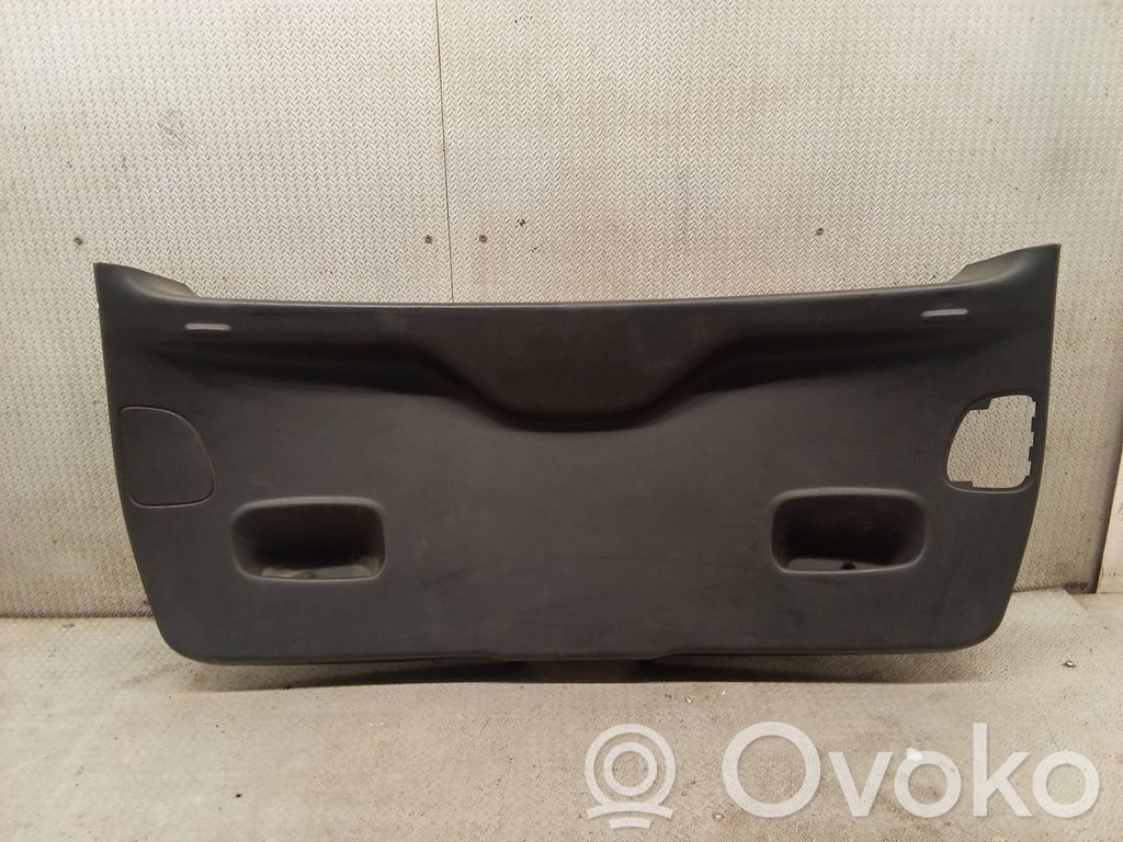 Tailgate trim   13265628,475498858