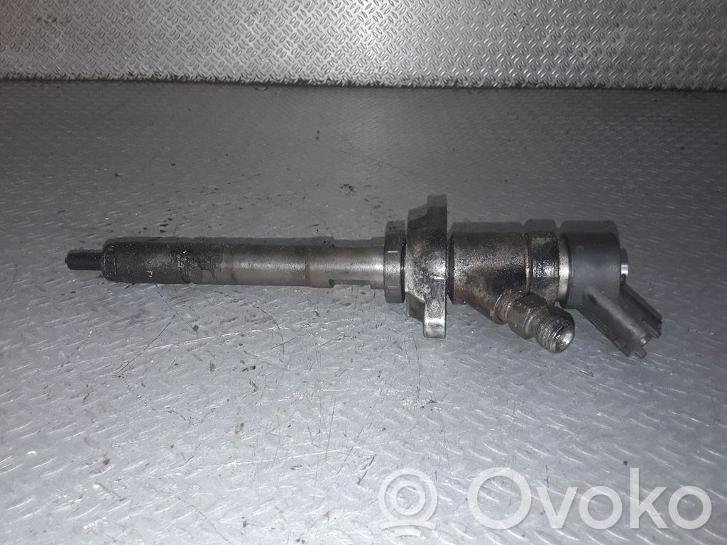 Injecteur de carburant   0445110239