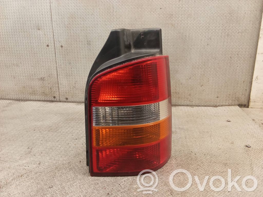 Volkswagen Transporter - Caravelle T5 Lampă spate în caroserie 