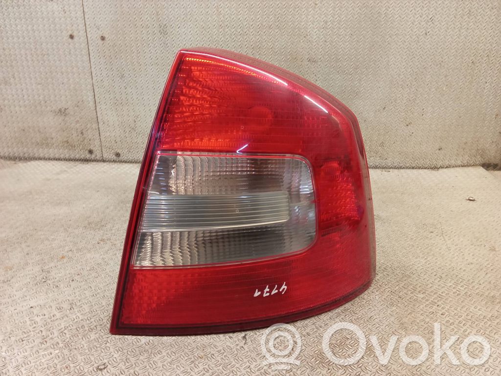 Skoda Octavia Mk2 (1Z) Luci posteriori 
