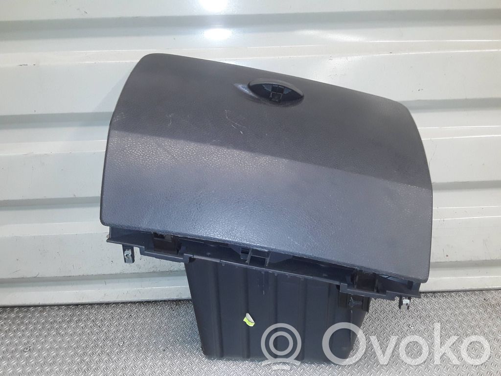 Renault Modus Glove box 