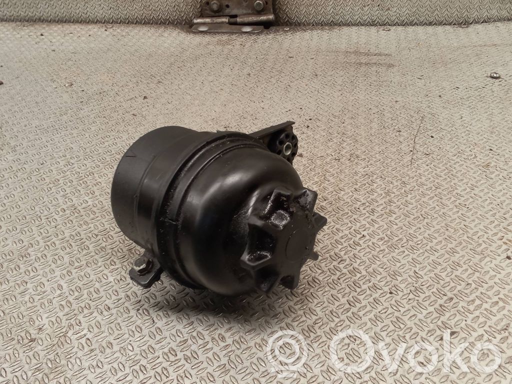 BMW 1 E81 E87 Serbatoio/vaschetta del liquido del servosterzo