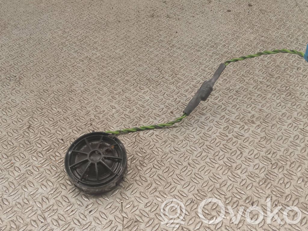 Front door high frequency speaker   6934025