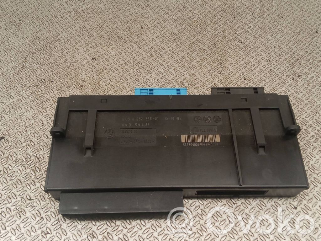 BMW 1 E81 E87 Komforto modulis 