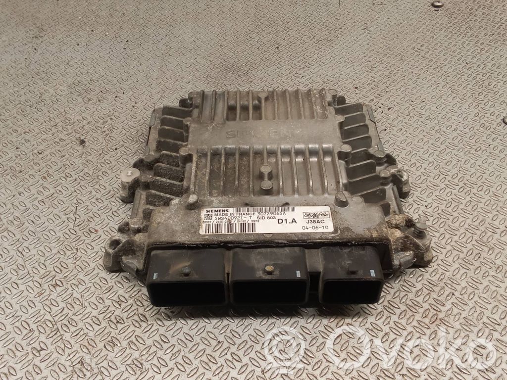 Variklio valdymo blokas   30729065A