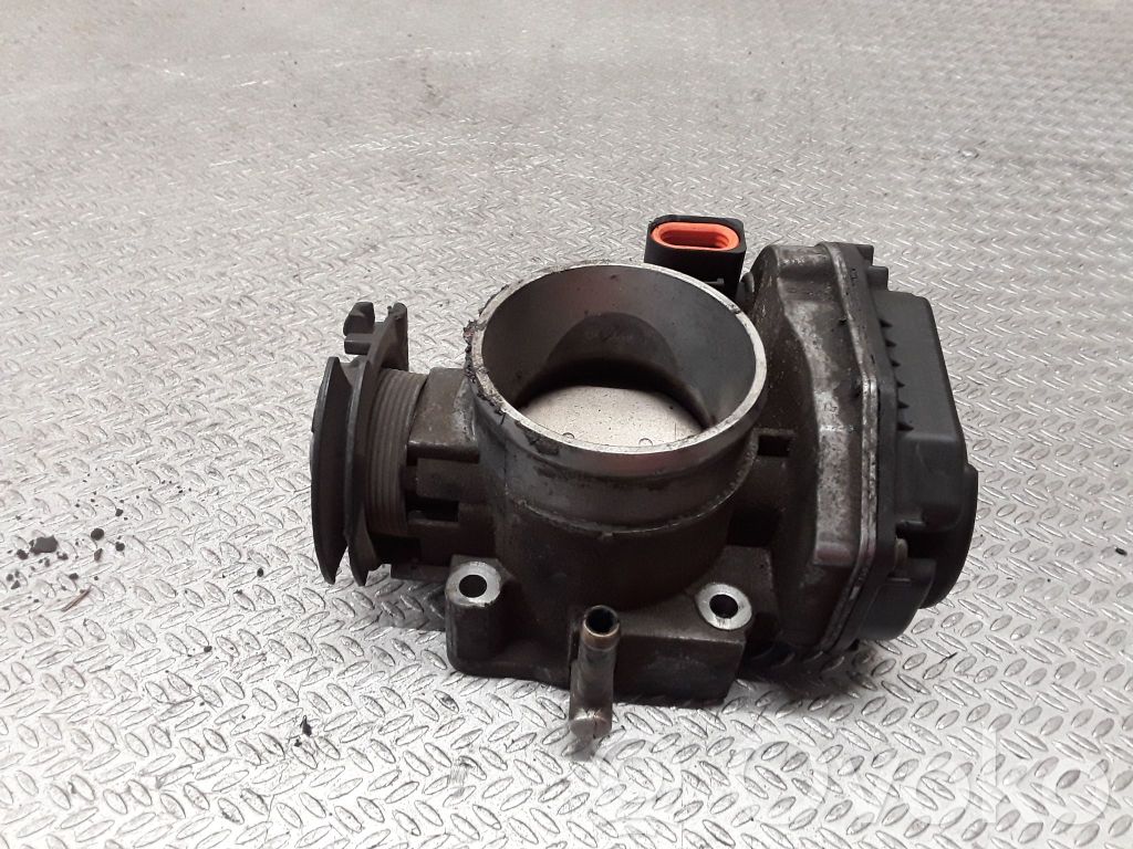 Audi A3 S3 8L Drosselklappenventil 
