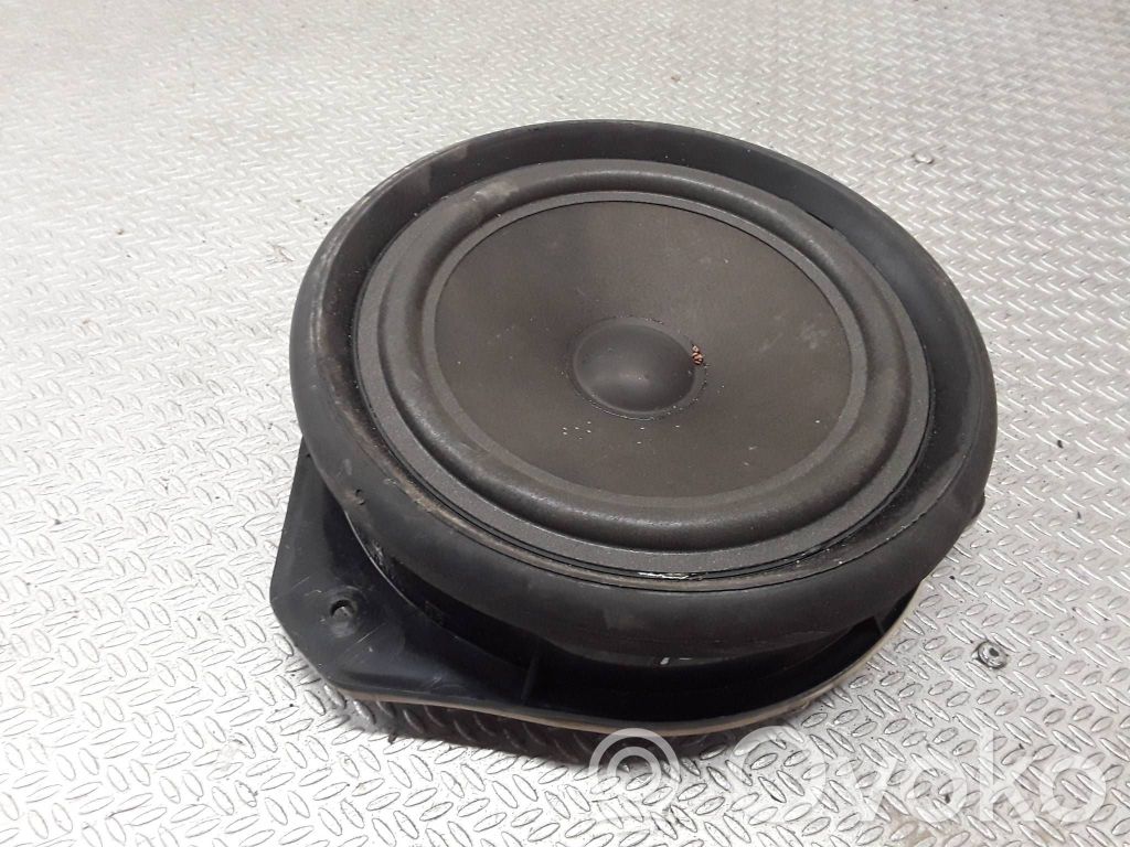 Altavoz de la puerta delantera   8E0035411