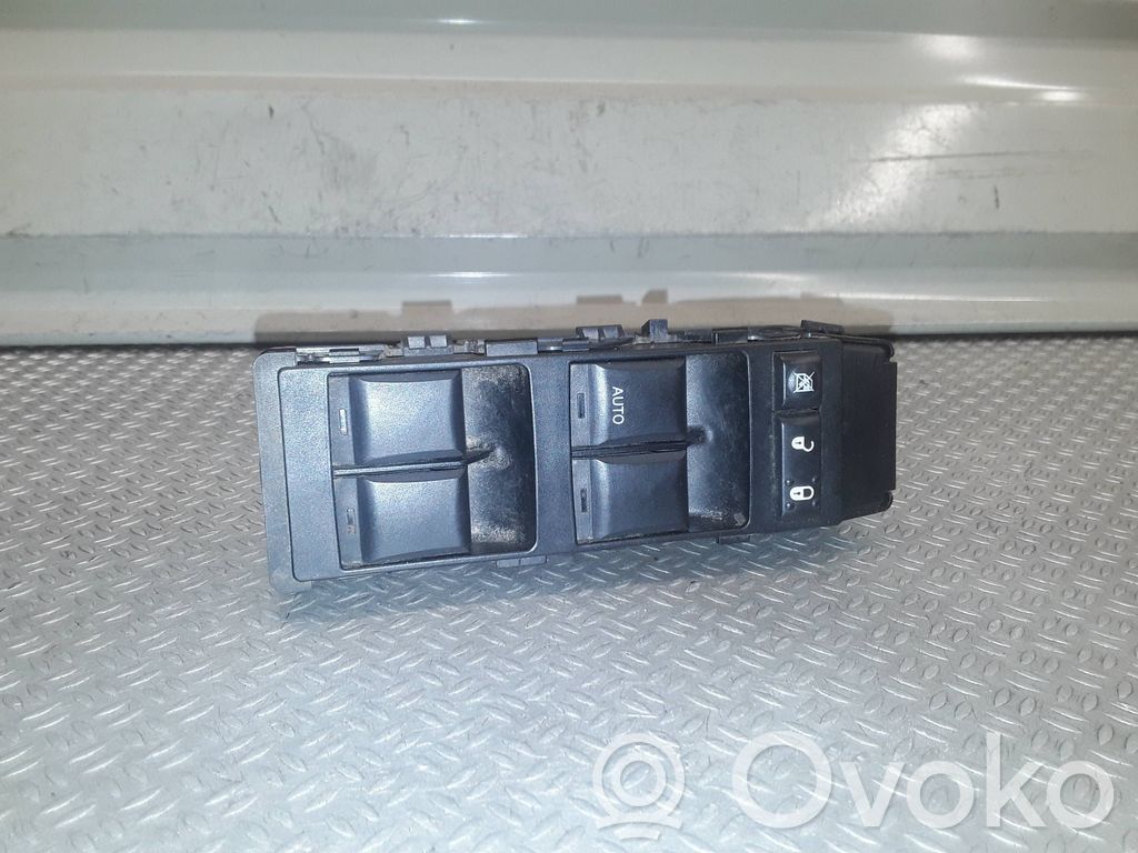 Dodge Caliber Electric window control switch 