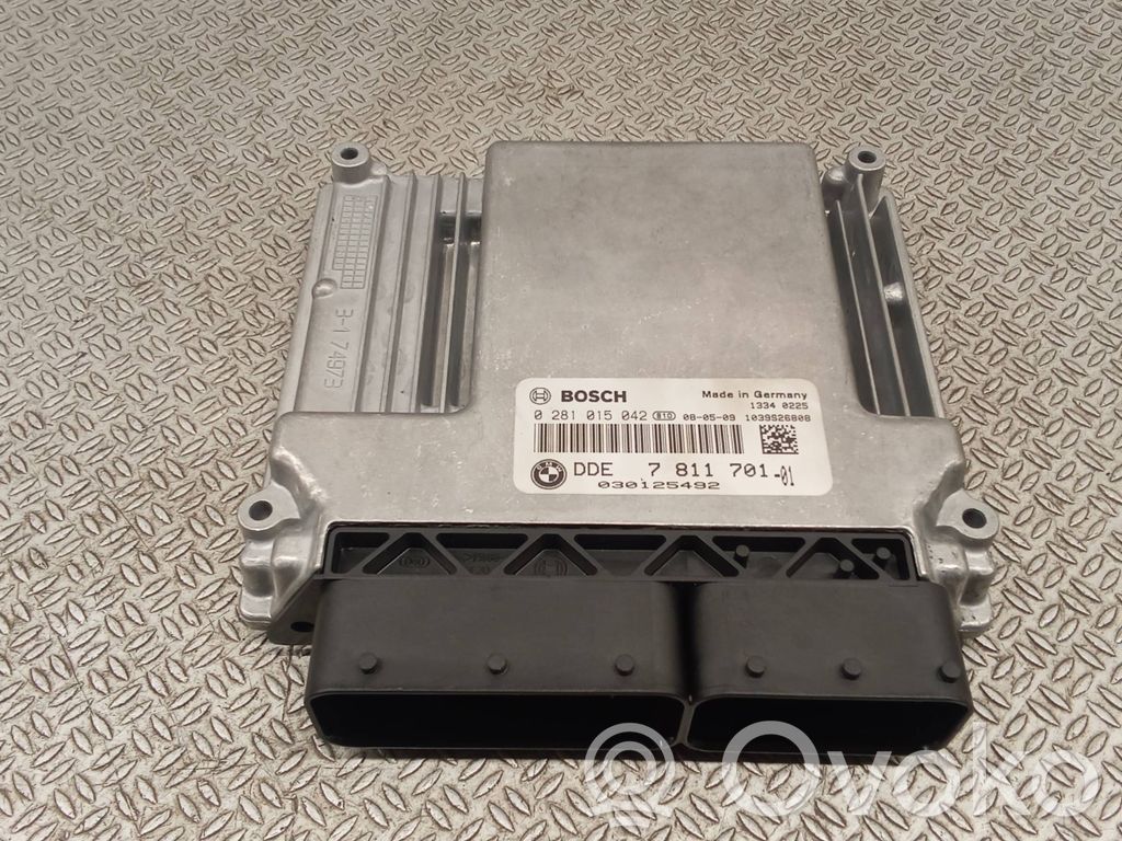 Engine control unit/module   7811701,0281015042,7811617