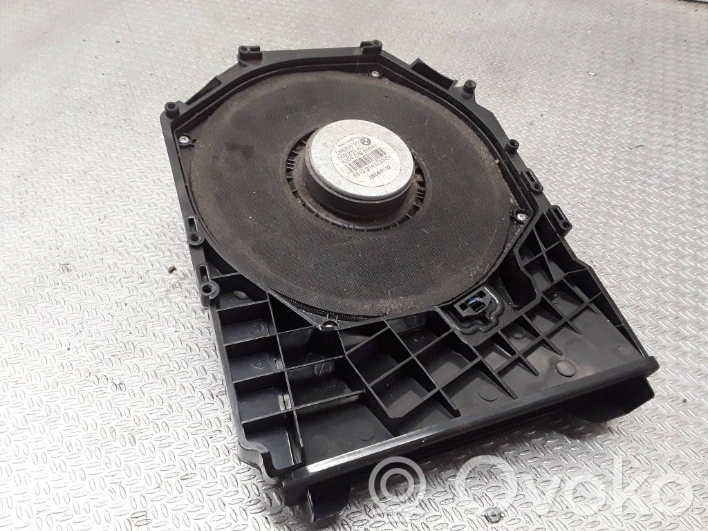 BMW 3 E90 E91 Subwoofer 