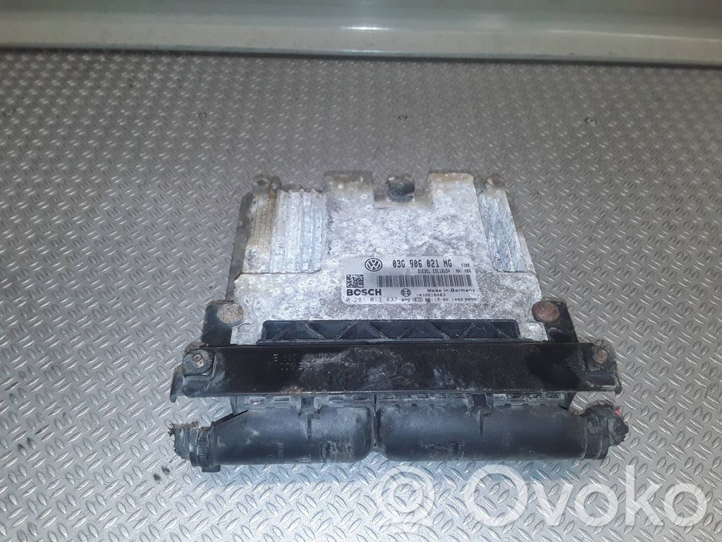 Volkswagen PASSAT B6 Engine control unit/module 