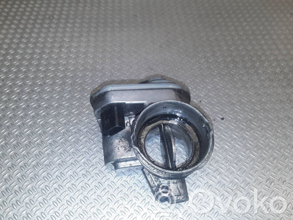 Volkswagen PASSAT B6 Droselinė sklendė 