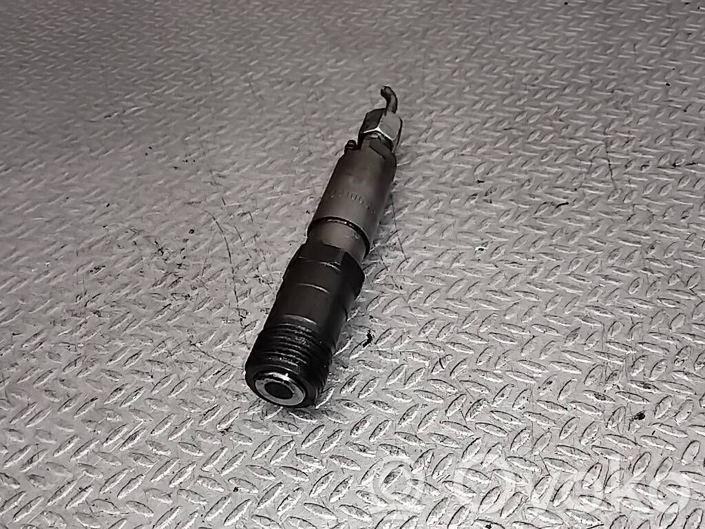 Mercedes-Benz E W210 Inyector de combustible 