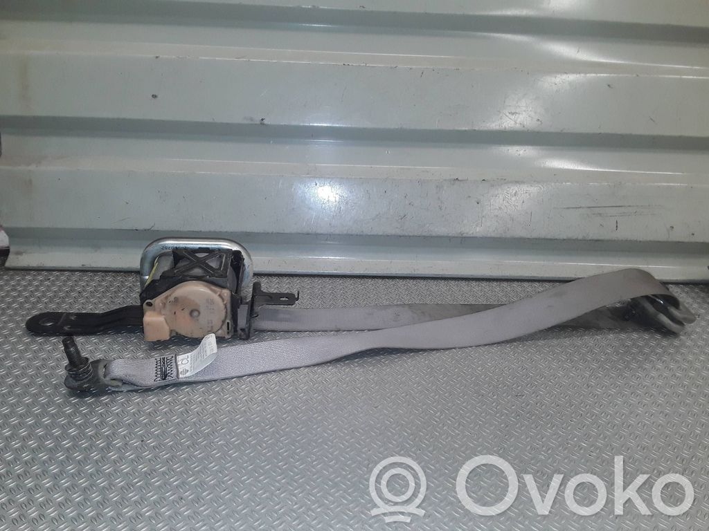 Nissan X-Trail T30 Cinturón delantero 