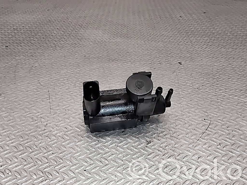 Audi A6 S6 C6 4F Solenoid supapă turbosuflantă 