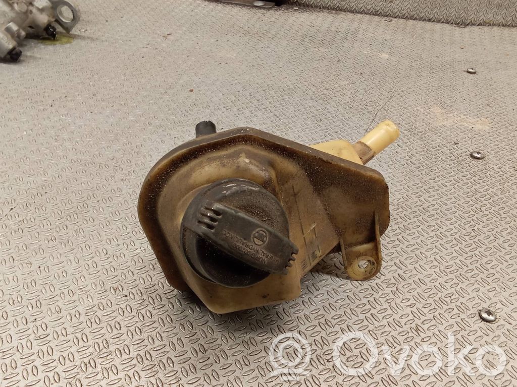 Audi A8 S8 D3 4E Ohjaustehostimen nestesäiliö 