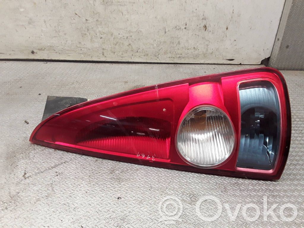 Luz trasera/de freno   8200027152