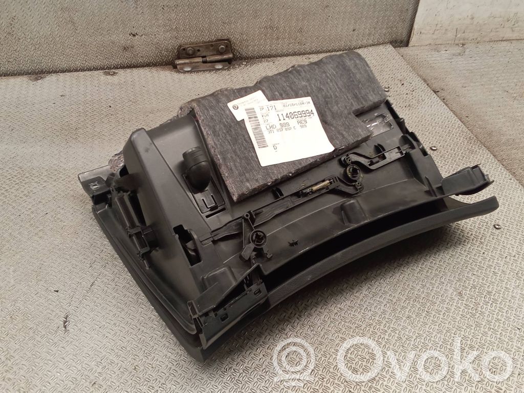 Guantera   3T1857097C