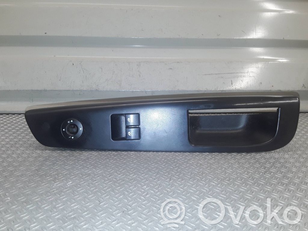 KIA Ceed Electric window control switch 