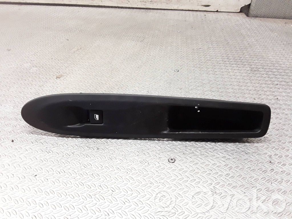 Citroen DS3 Electric window control switch 