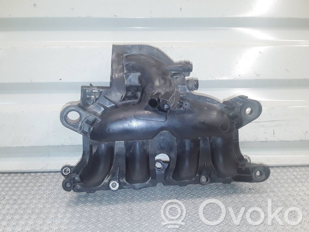 Intake manifold   V759507