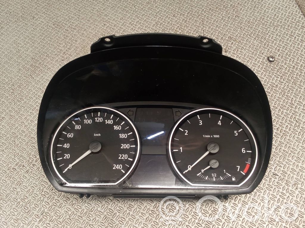 Spidometrs (instrumentu panelī)   6947136