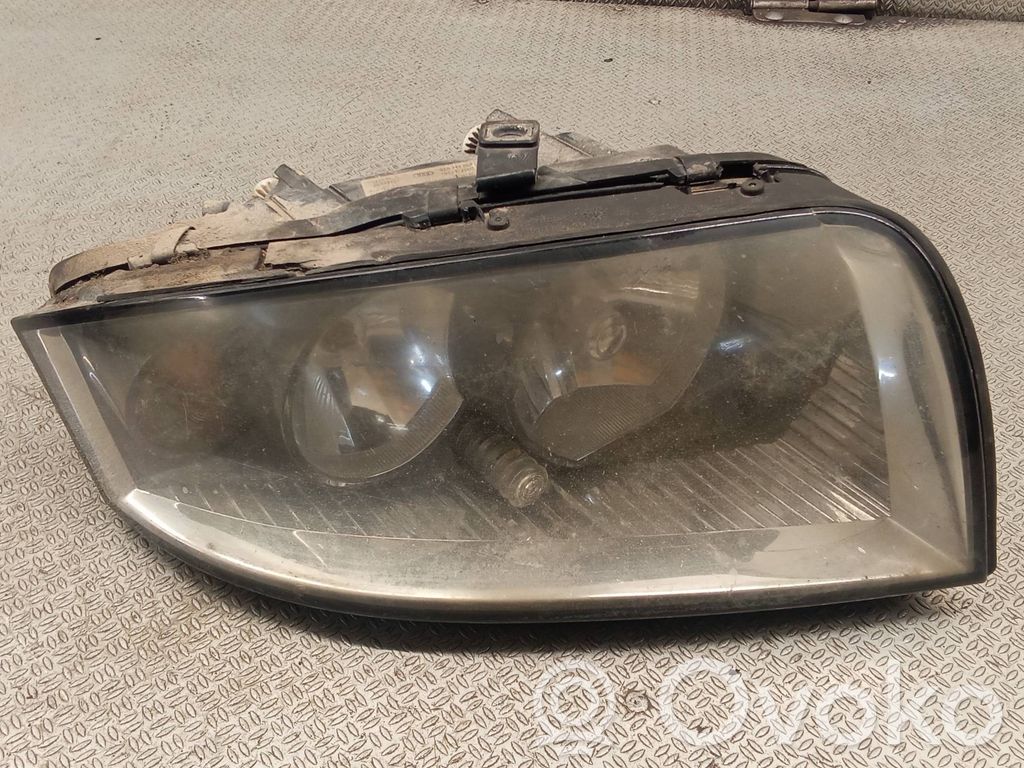 Audi A2 Headlight/headlamp 