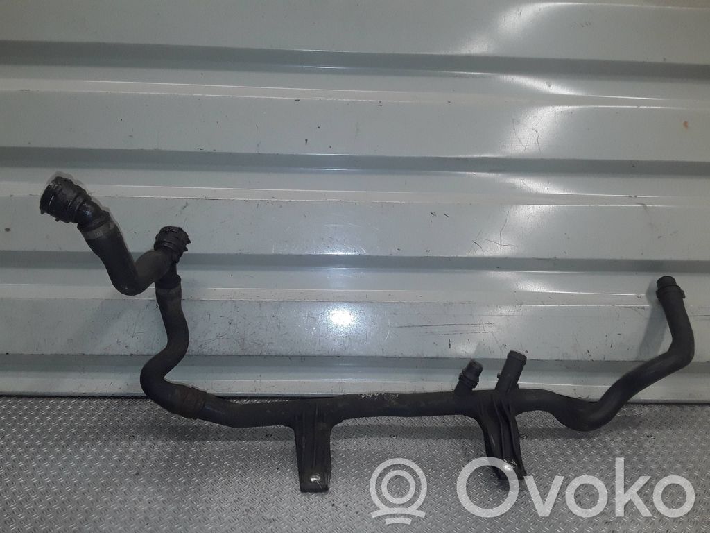 BMW 1 E81 E87 Engine coolant pipe/hose 