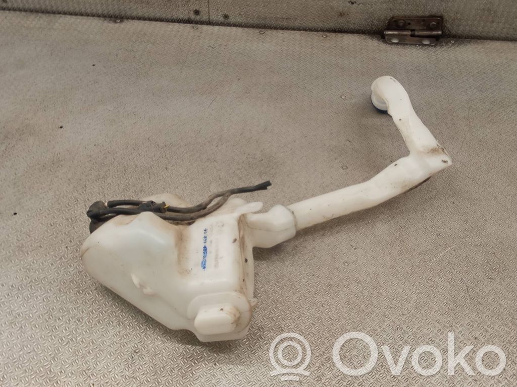 Logu šķidruma tvertne   968398868000