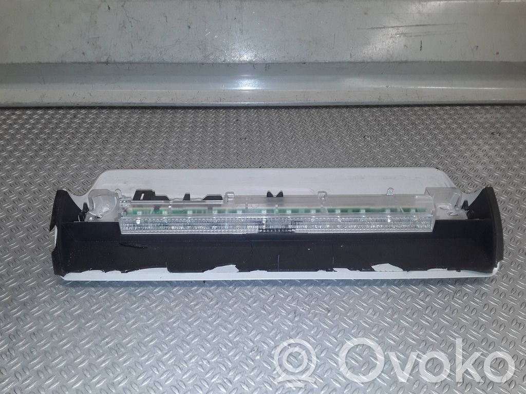 Citroen C5 Third/center stoplight 
