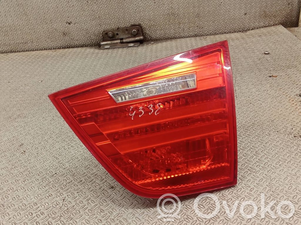 Tailgate rear/tail lights   4871740