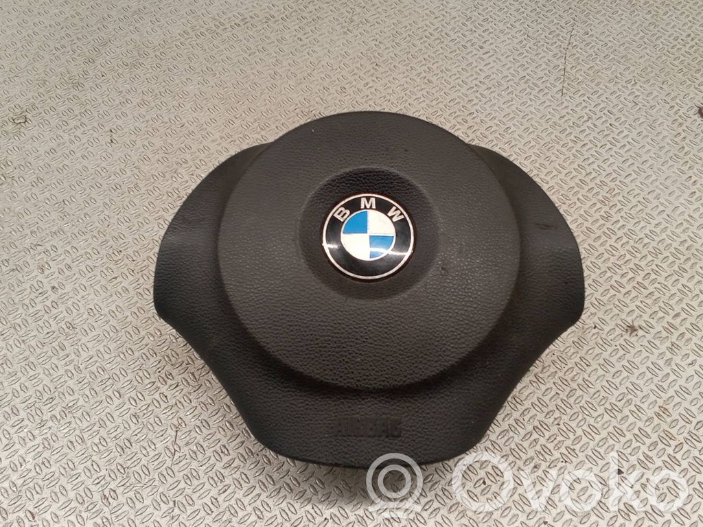 BMW 1 E81 E87 Vairo oro pagalvė 