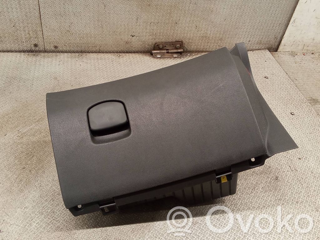 Opel Corsa D Daiktadėžė 