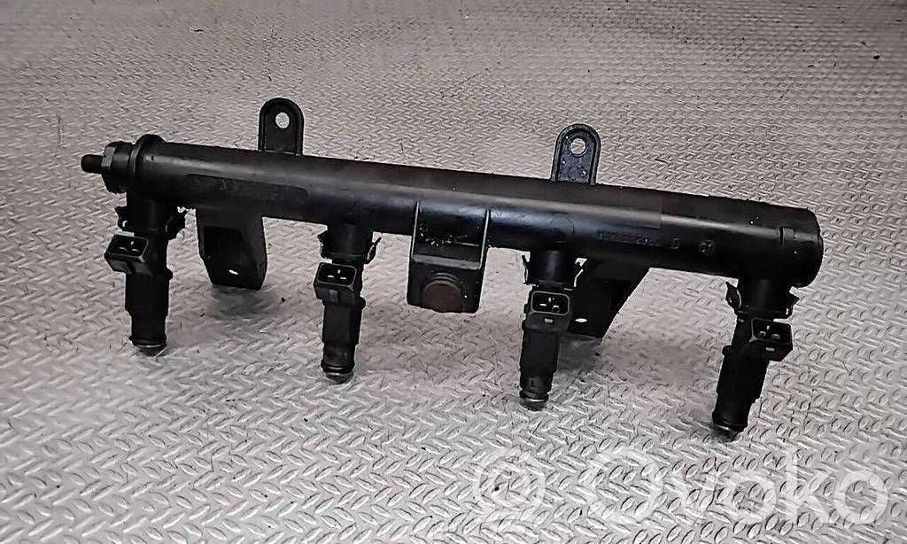 Fuel injectors set   9628982980,01F002A