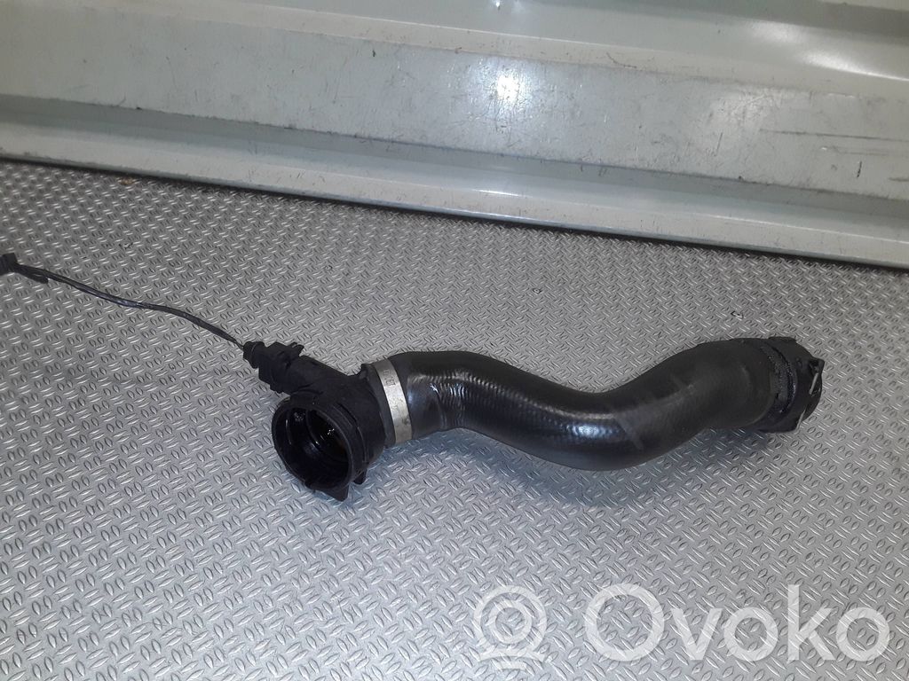 BMW 1 E81 E87 Engine coolant pipe/hose 