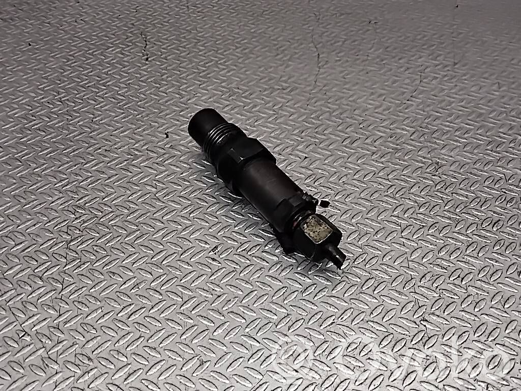 Inyector de combustible   LCR6705601E