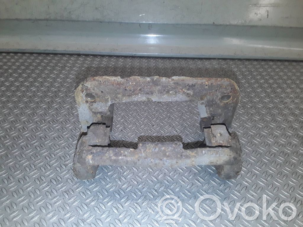 Mercedes-Benz A W169 Support d'étrier arrière