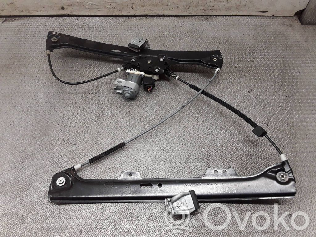Front door window regulator with motor   7075668E