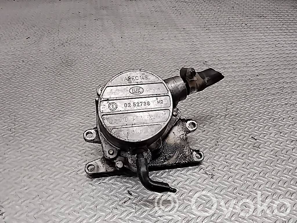 Opel Frontera B Alipainepumppu 