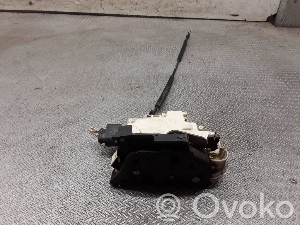 Seat Altea XL Front door lock 