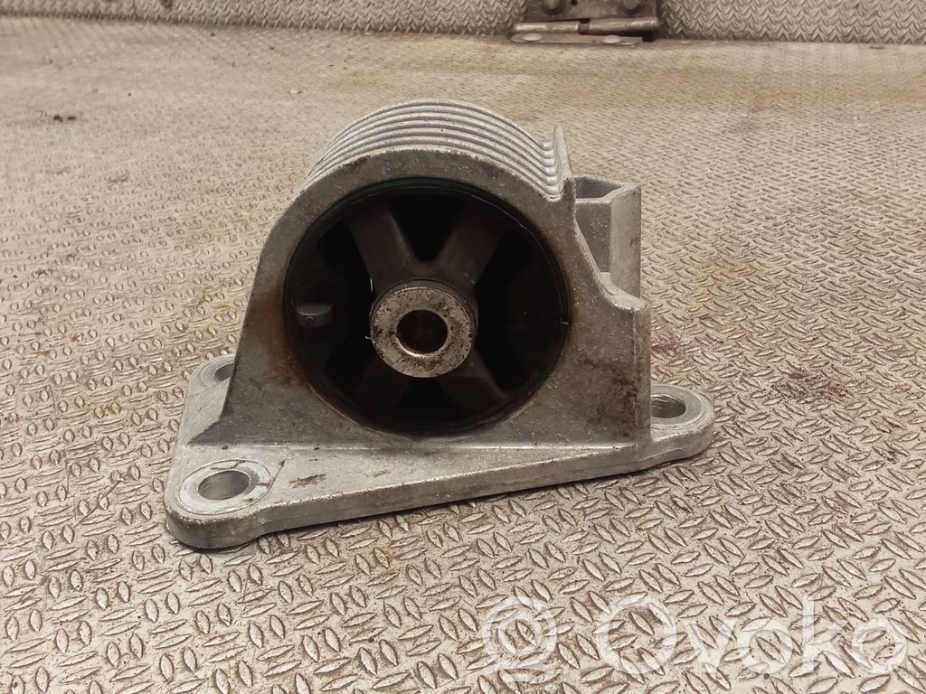 Engine mount bracket   12628710