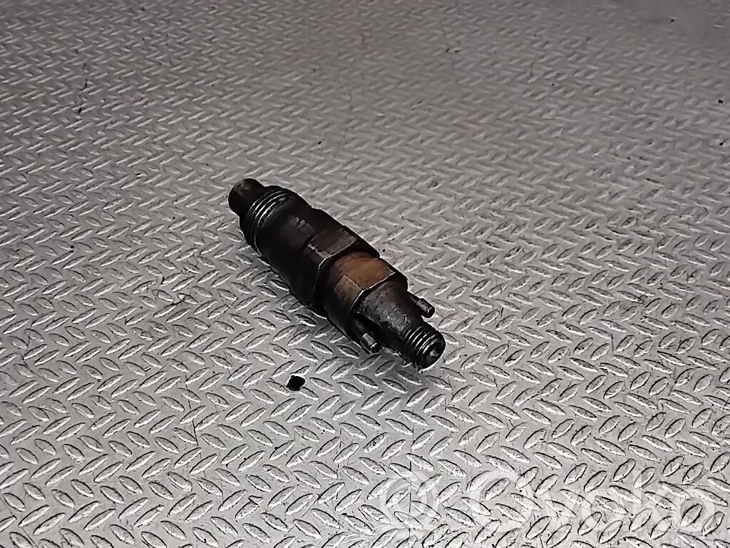Renault Trafic I Injecteur de carburant 