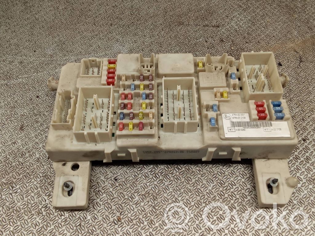 Блок предохранителей   7M5T14A073DC