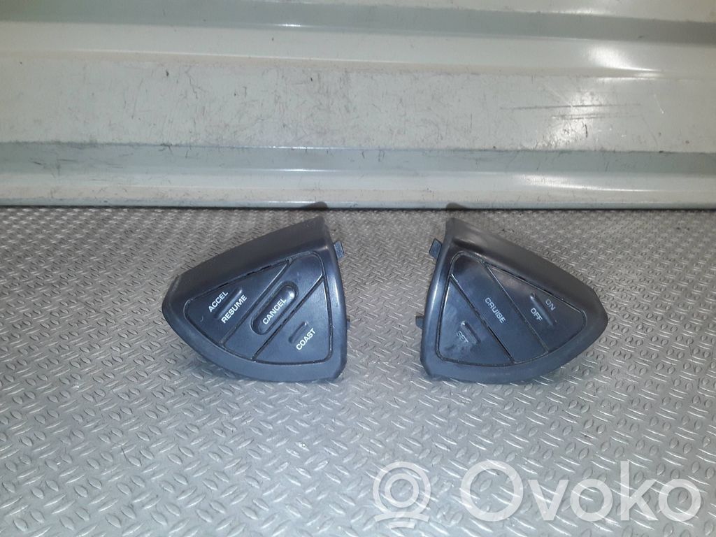 Chrysler Pacifica Boutons / interrupteurs volant
