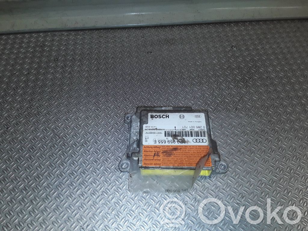 Audi A3 S3 8P Airbag control unit/module 