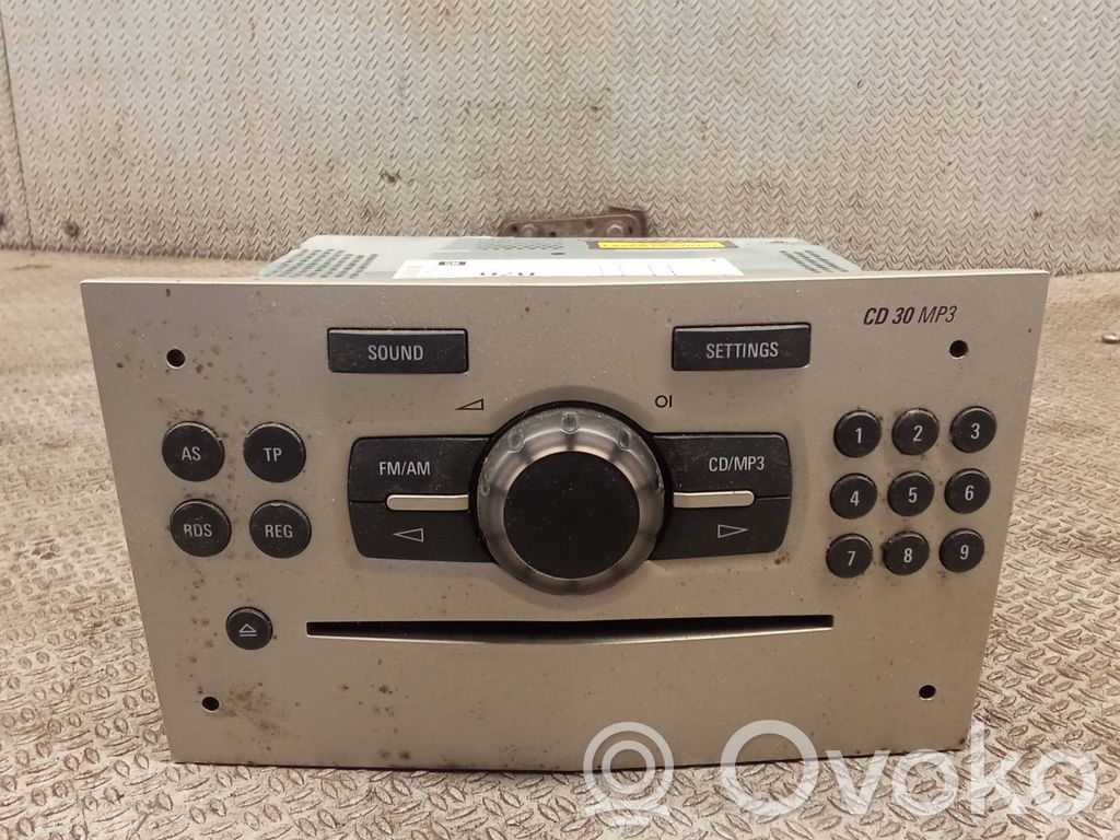 Opel Corsa D Unitate principală radio/CD/DVD/GPS 