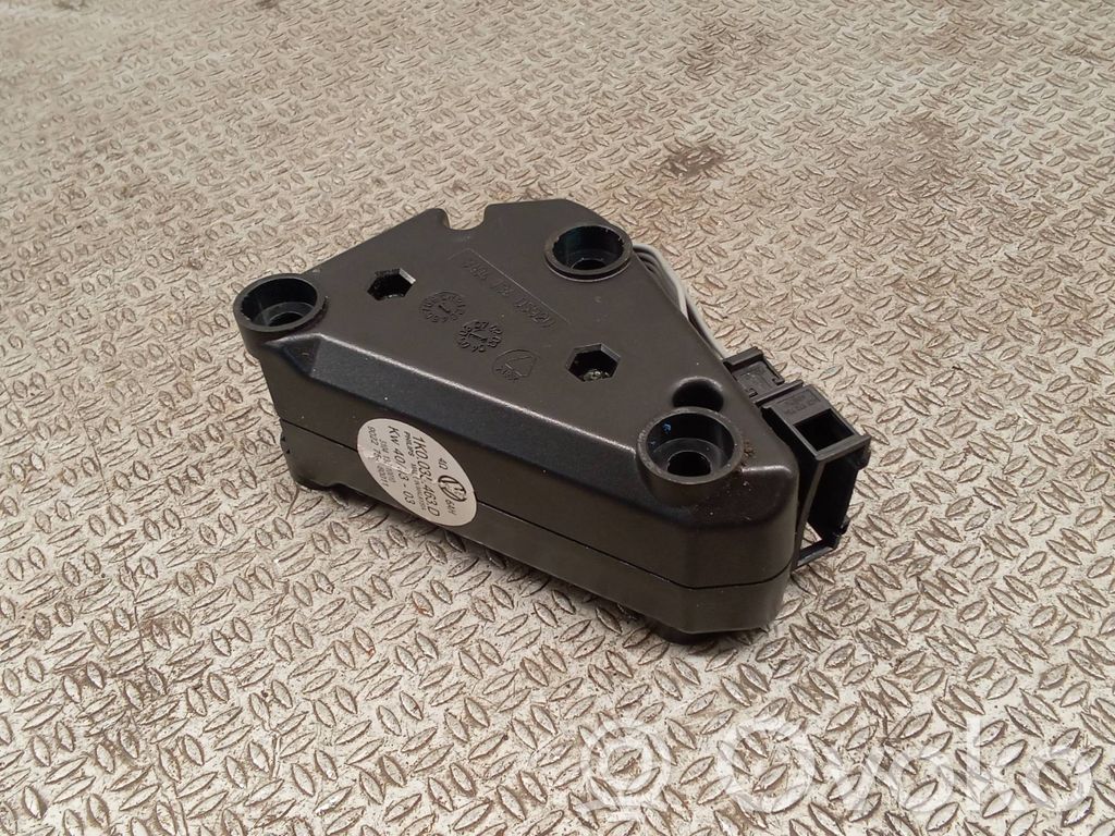 Wzmacniacz audio   1K0035463D