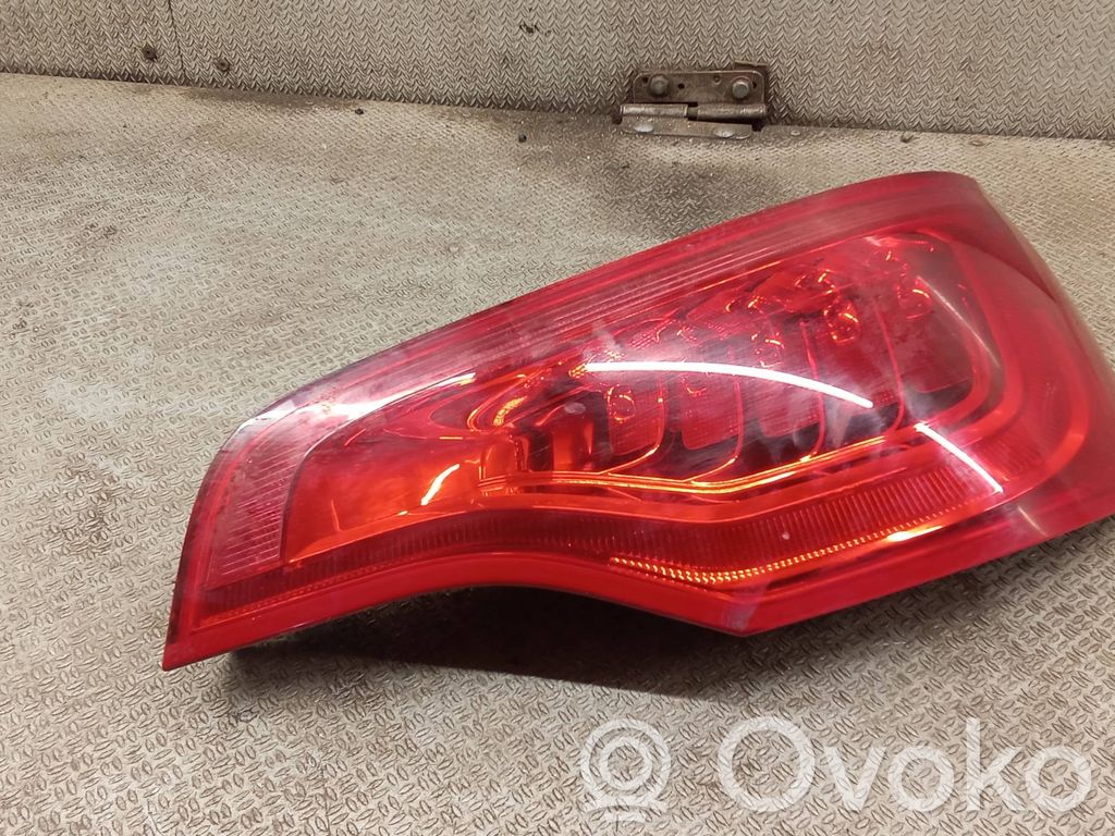 Rear/tail lights   4L0945094F